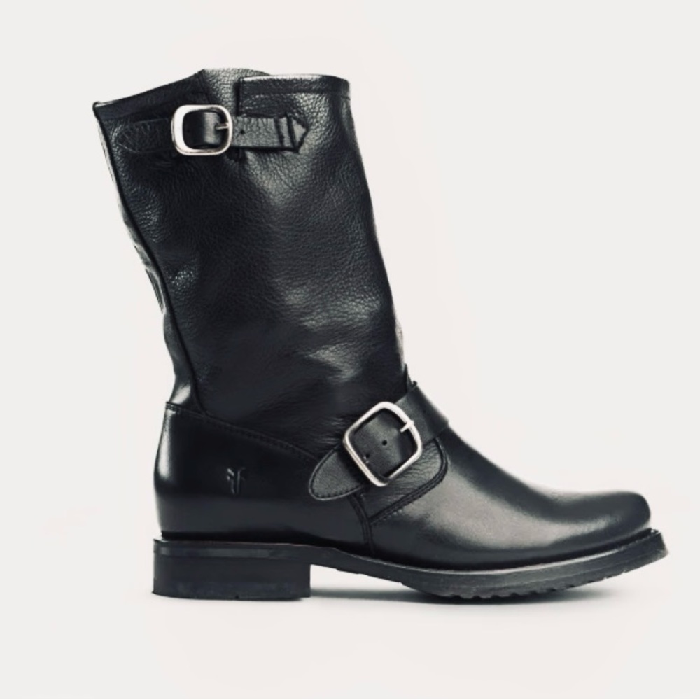 FRYE Veronica Short Leather Boots sz 9.5